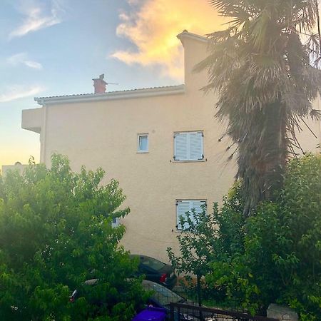 House Maja Big App Apartment Medulin Bagian luar foto